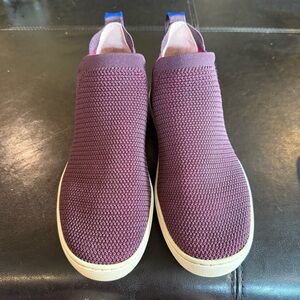 Rothy’s The Chelsea Berry Lattice Stitch Limited Edition Retired size 7